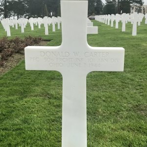 D. Wayne Carter (Grave)