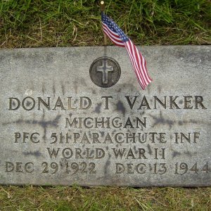 D. Vanker (Grave)
