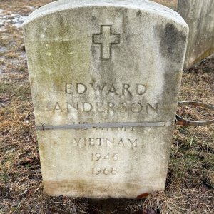 E. Anderson (Grave)