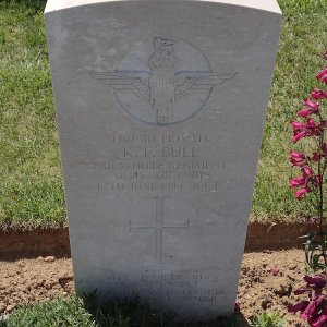 K. Bull (Grave)