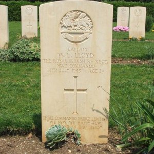 W. Lloyd (Grave)
