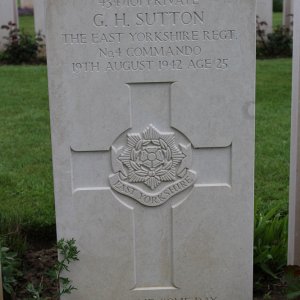 G. Sutton (Grave)