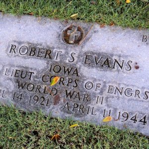 R. Evans (Grave)