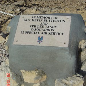 Memorial to K.Butterton and L.Tandy (Oman)