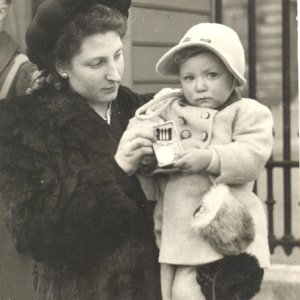 W. Allan (widow and daughter)