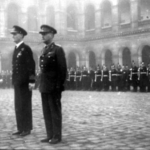 K. Cohen (left)