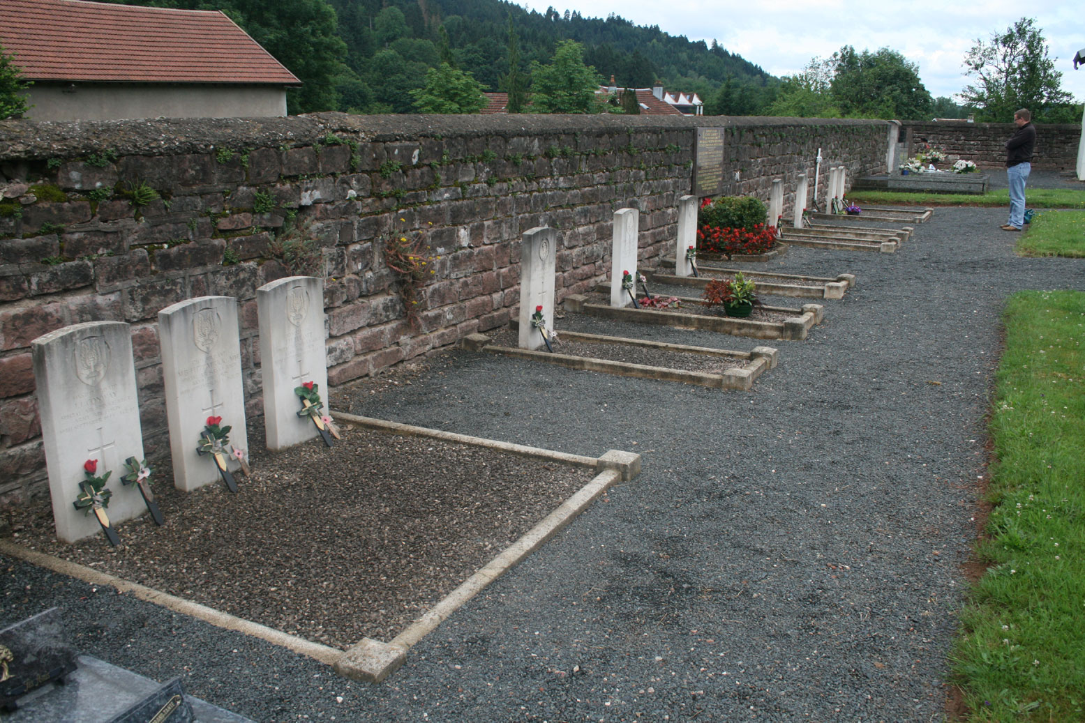 2 SAS graves,Moussey Churchyard