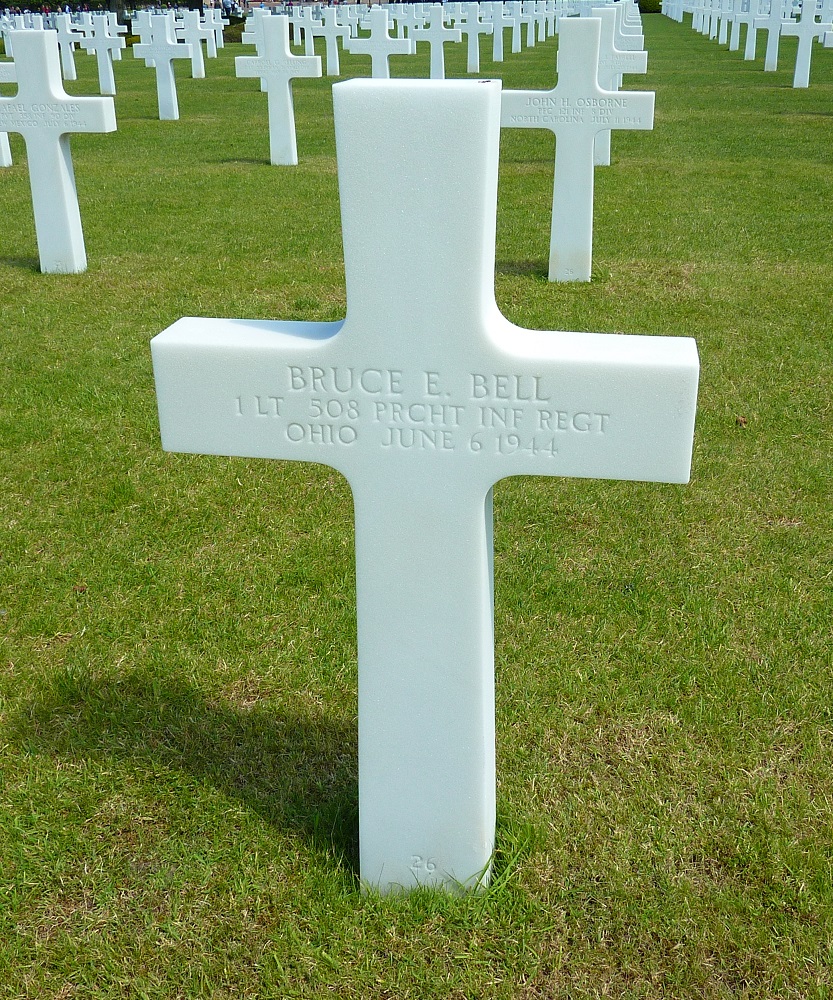 B. Bell (Grave)