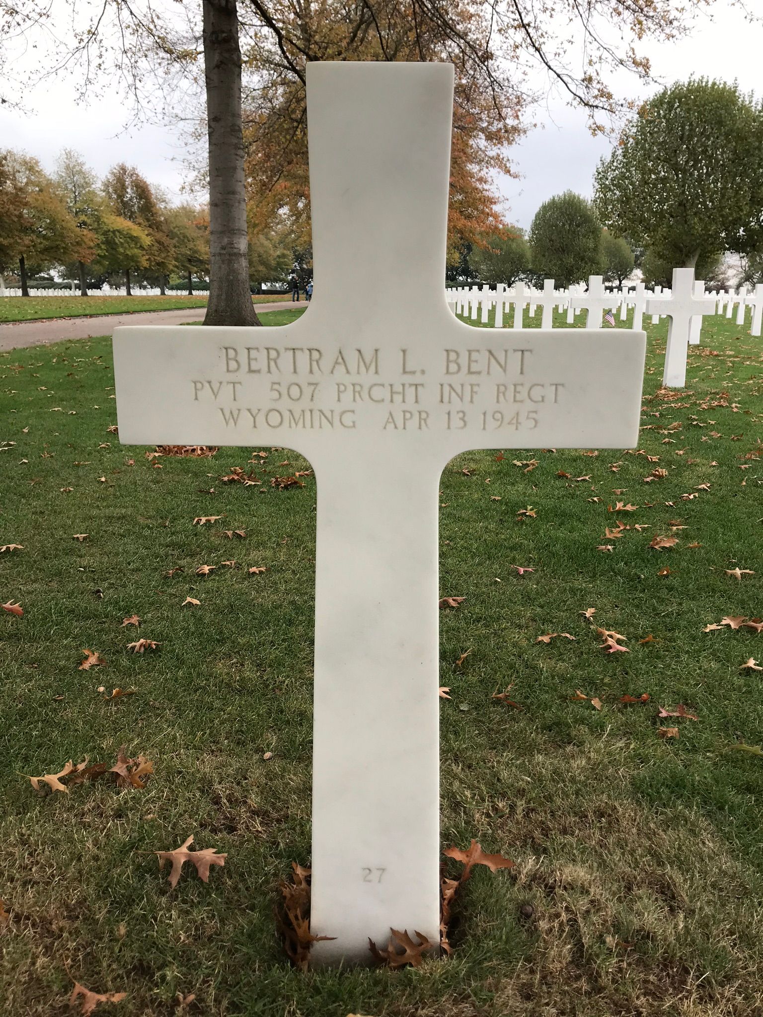 B. Bent (Grave)