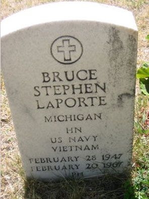B. LaPorte (grave)