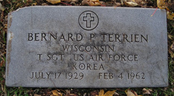 B. Terrien (grave)