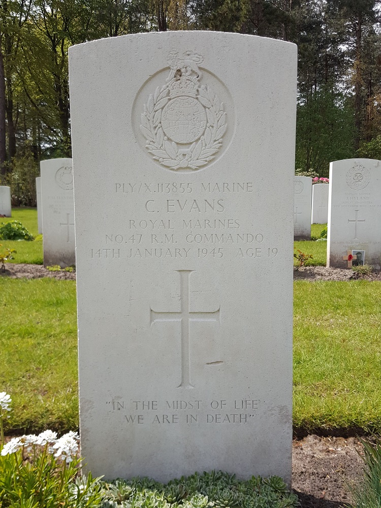 C. Evans (Grave)