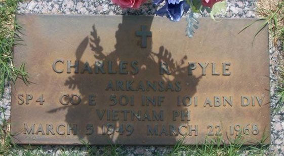 C. Pyle (grave)