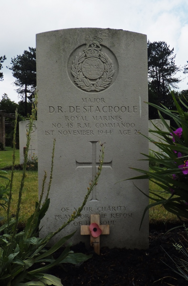 D. De Stacpoole (Grave)