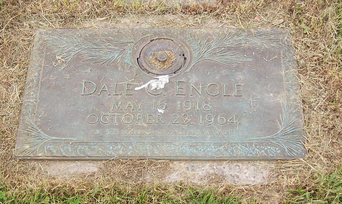 D. Engle (Grave)