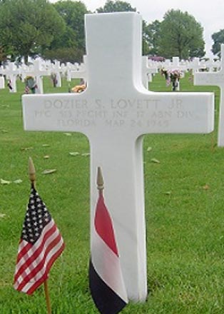 D. Lovett (grave)