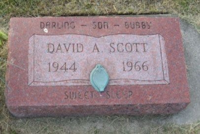 D. Scott (grave)