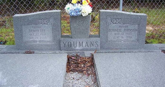 Dewey L. Youmans (grave)