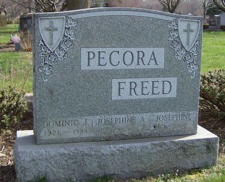 Dominic J. Pecora (grave)