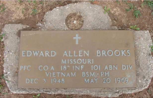E. Brooks (grave)