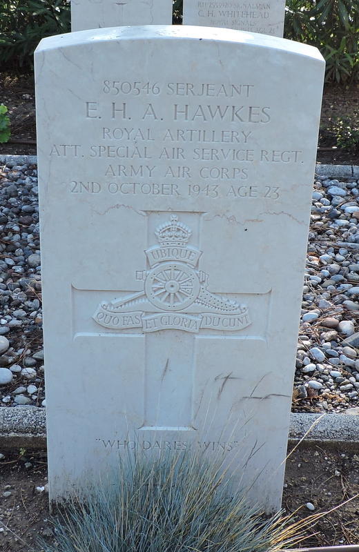 E. Hawkes (Grave)