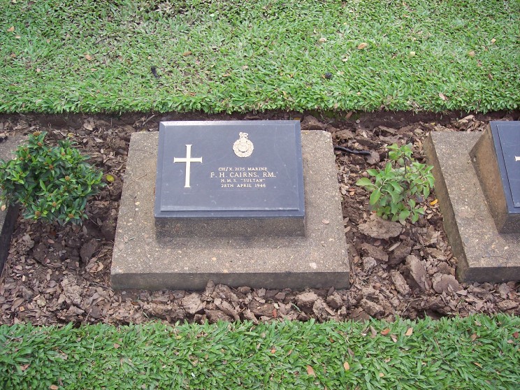 F. Cairns (Grave)