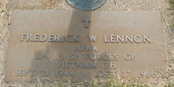 F. Lennon (grave)