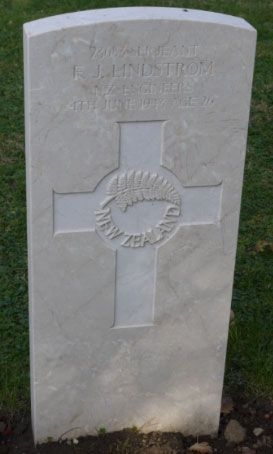F. Lindstrom (grave)