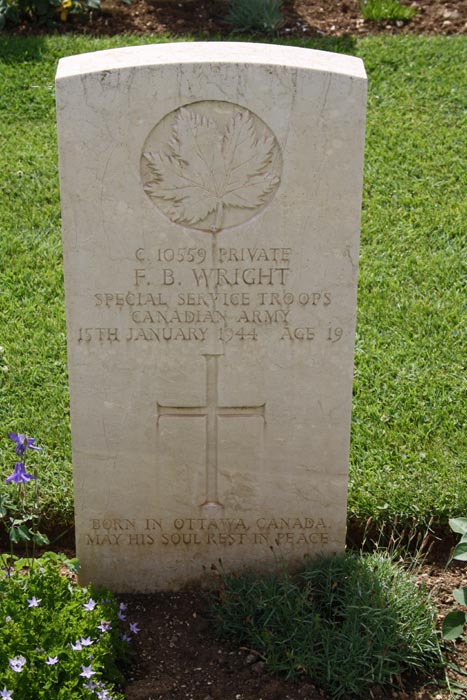 F. Wright (grave)