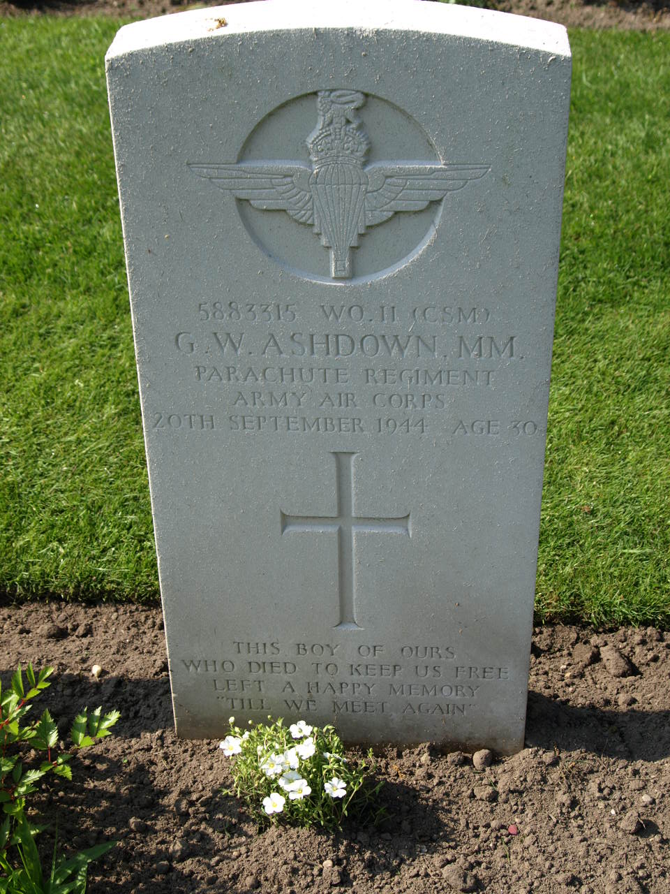G. Ashdown (Grave)
