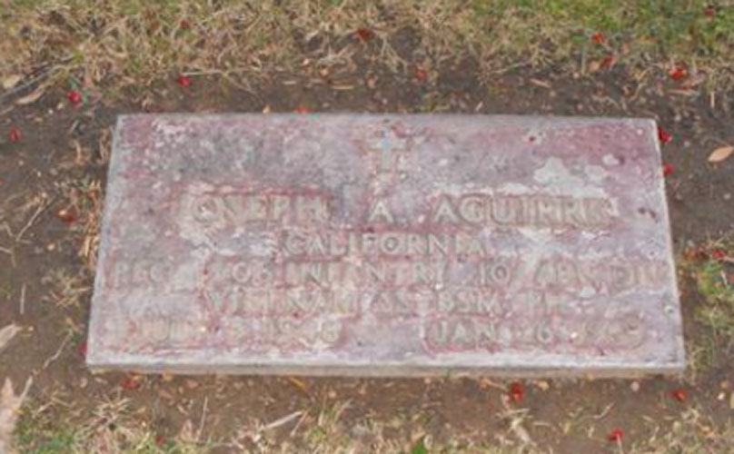 J. Aguirre (grave)