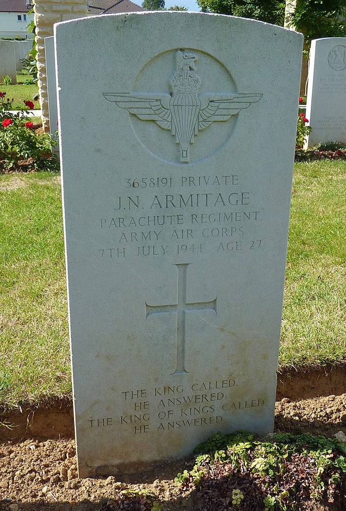 J. Armitage (Grave)