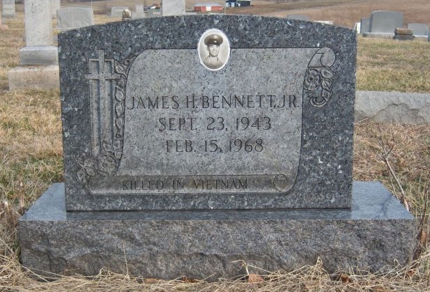 J. Bennett (grave)