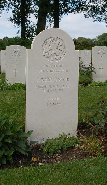 J. Groenewoud (grave)
