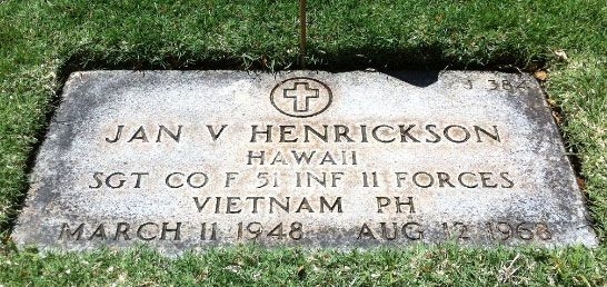 J. Henrickson (grave)
