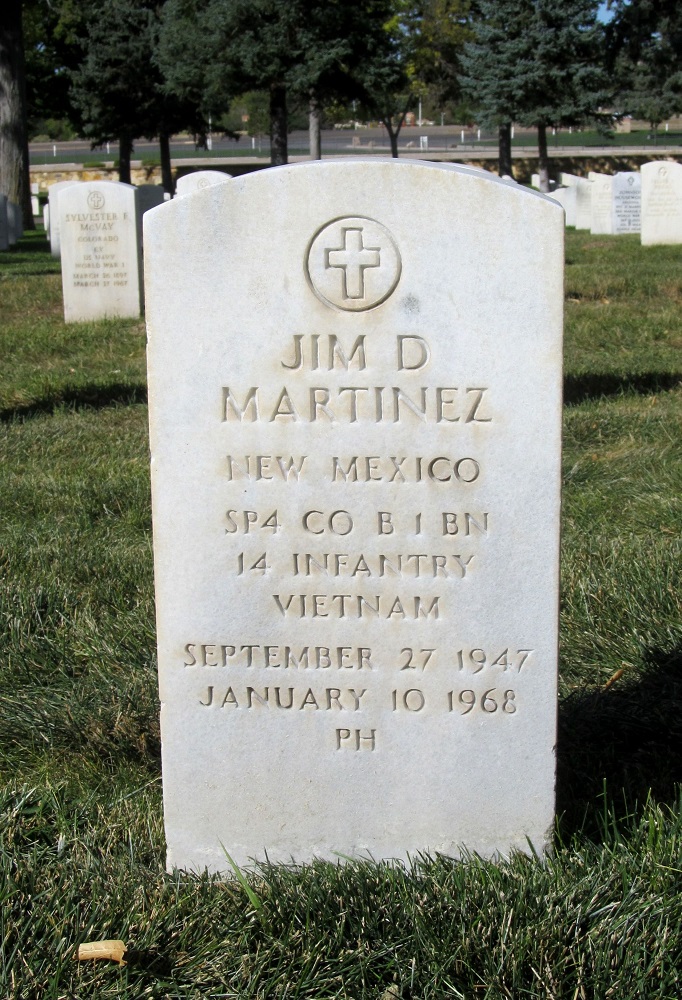 J. Martinez (Grave)