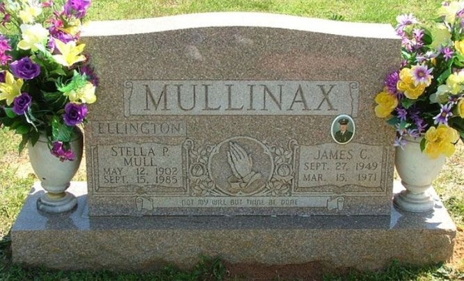 J. Mullinax (grave)