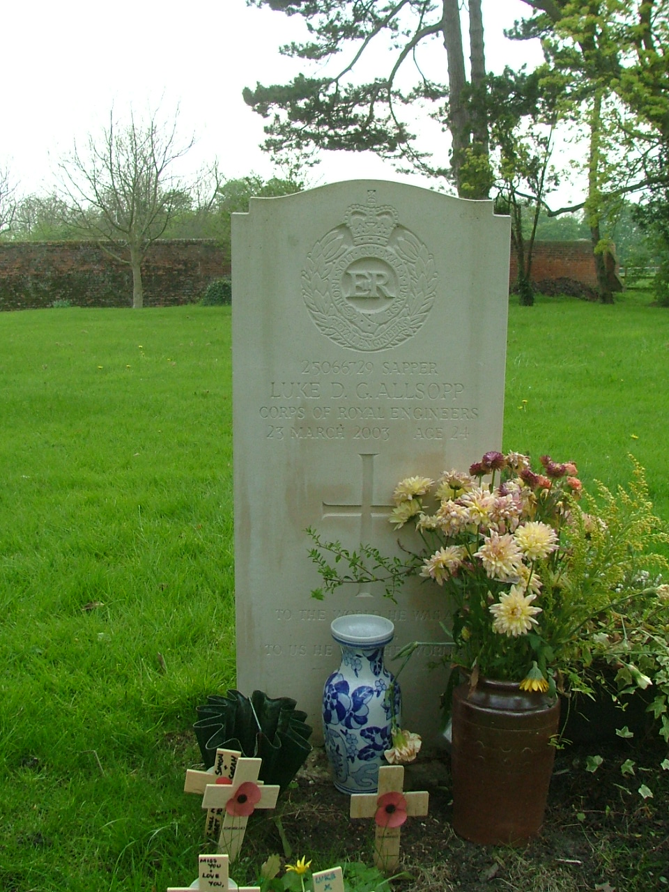 L. Allsopp (Grave)