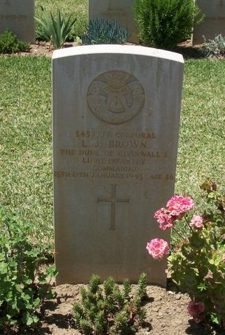 L. Brown (Grave)
