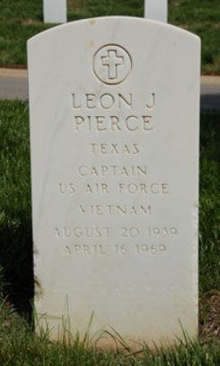 L. Pierce (grave)