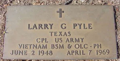 L. Pyle (grave)