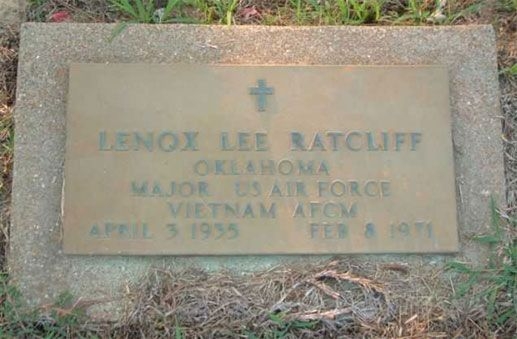L. Ratcliff (grave)