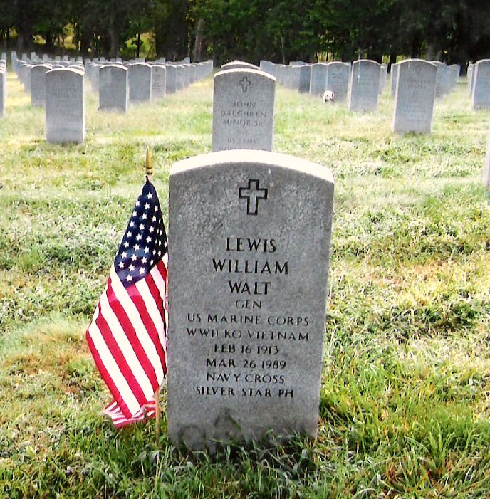 L. Walt (Grave)