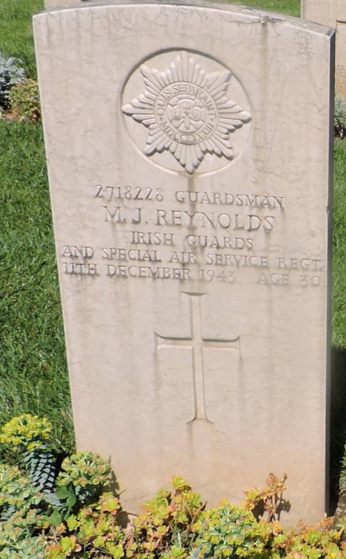 M. Reynolds (Grave)