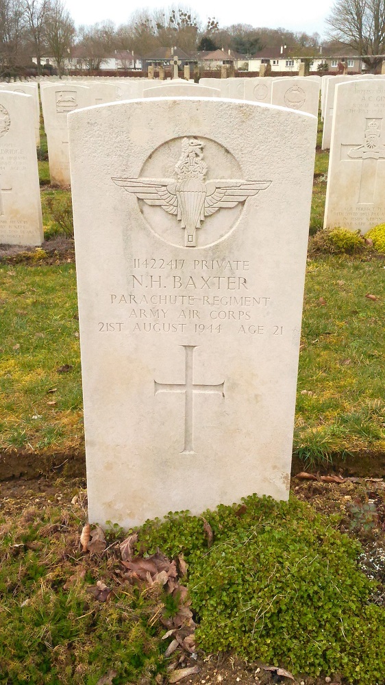 N. Baxter (Grave)
