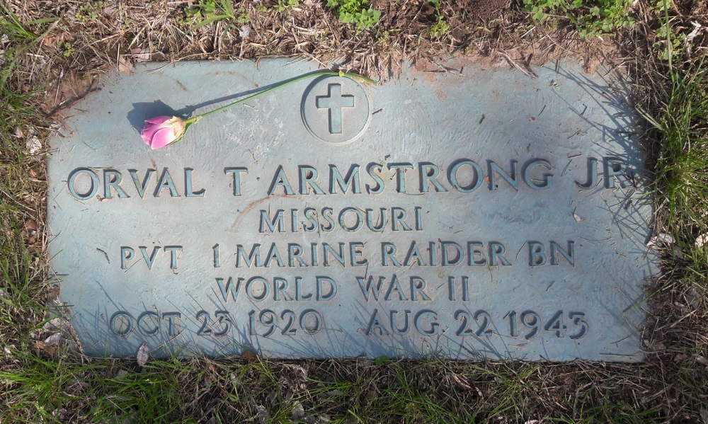 O. Armstrong (Grave)