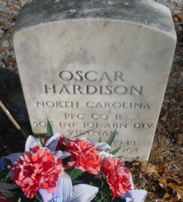 O. Hardison (grave)