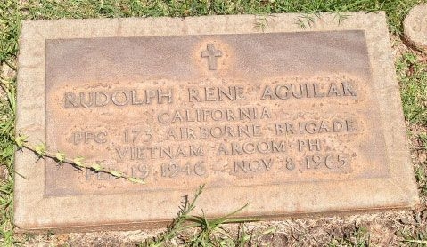 R. Aguilar (grave)