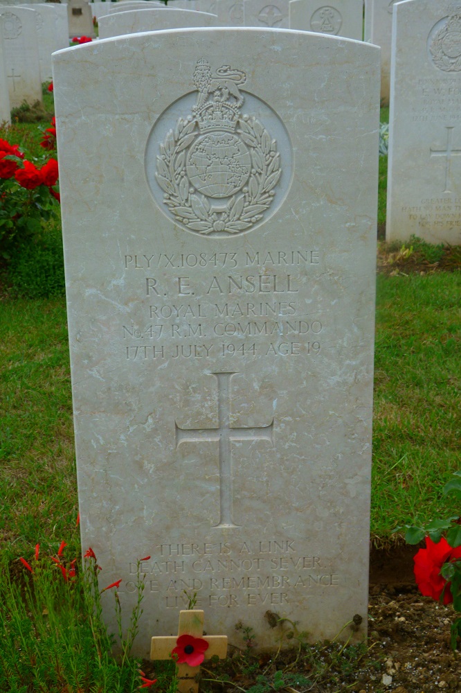 R. Ansell (Grave)