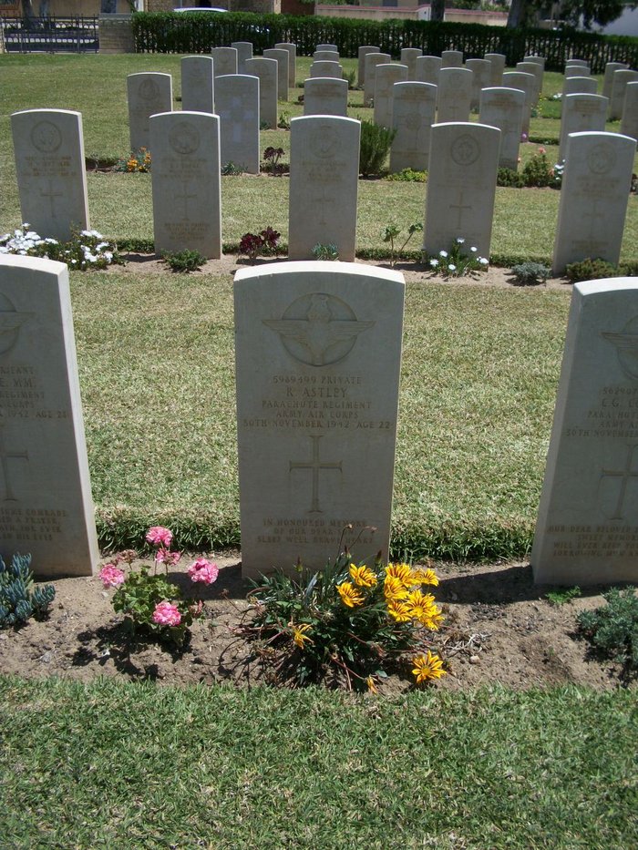 R. Astley (Grave)